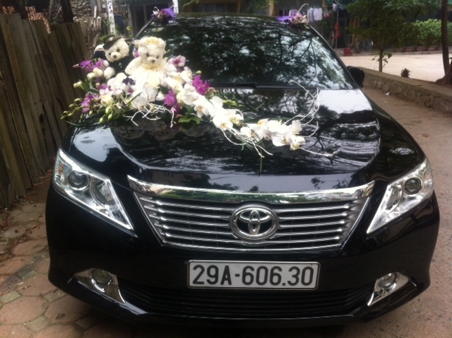 cho thuê xe camry cưới